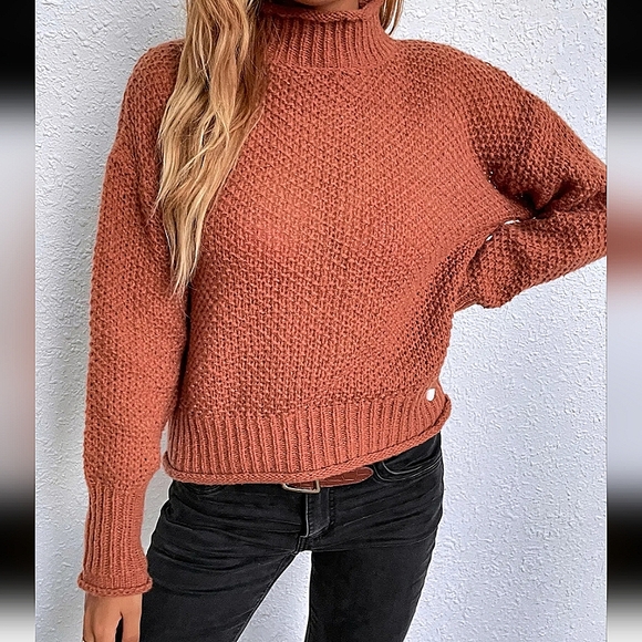 Women's Fall Winter Sweater. - Picture 4 of 6